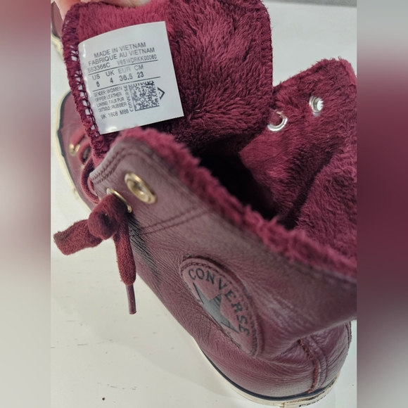 Converse Chuck Taylor All Star Maroon High Top Leather. Faux Fur Lined Sz 6 EUC - Picture 5 of 6